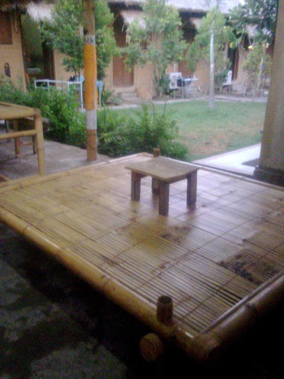 Baleku Homestay Trawangan Gili Trawangan Esterno foto